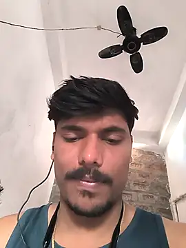 Snapshot of honestbbadboy chatting on November 13, 2025, 7:01 am honestbbadboy online show from November 13, 2025, 7:01 am