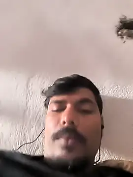 Snapshot of honestbbadboy chatting on November 26, 2025, 7:08 am honestbbadboy online show from November 26, 2025, 7:08 am