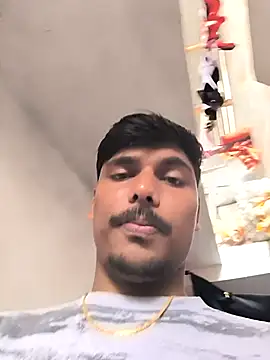 Snapshot of honestbbadboy chatting on October 27, 2025, 7:53 am honestbbadboy online show from October 27, 2025, 7:53 am