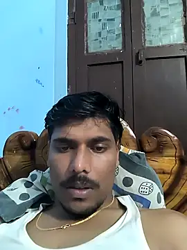 Snapshot of honestbbadboy chatting on November 5, 2025, 12:08 pm honestbbadboy online show from November 5, 2025, 12:08 pm