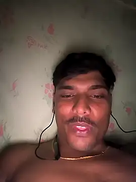 Snapshot of honestbbadboy chatting on October 18, 2025, 8:44 pm honestbbadboy online show from October 18, 2025, 8:44 pm