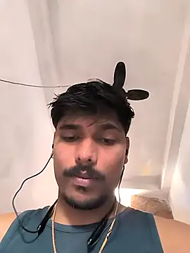 Snapshot of honestbbadboy chatting on November 7, 2025, 6:51 am honestbbadboy online show from November 7, 2025, 6:51 am