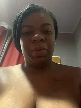 Priihmedeiros online show from October 15, 2025, 2:25 pm