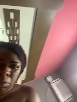 Priihmedeiros online show from November 13, 2025, 3:38 pm