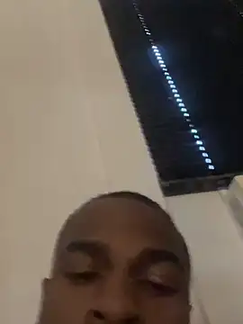 Snapshot of mon665549 chatting on October 3, 2025, 12:39 pm mon665549 online show from October 3, 2025, 12:39 pm