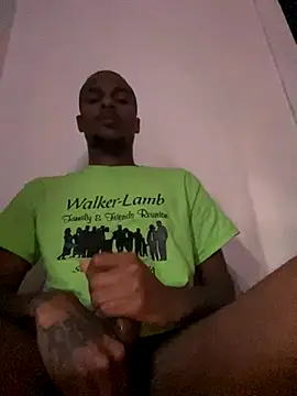 Snapshot of mon665549 chatting on October 2, 2025, 11:24 am mon665549 online show from October 2, 2025, 11:24 am