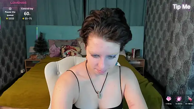 Sara Frayer online show from December 19, 2025, 1:09 am