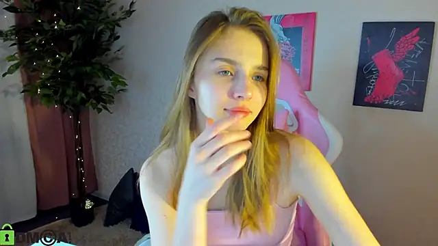 L1na Reeds online show from December 16, 2025, 1:10 am