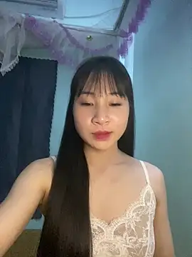 banlinh004 online show from June 17, 2026, 2:38 pm