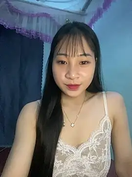 banlinh004 online show from July 31, 2026, 2:37 pm