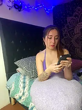 onlymoney18k online show from October 14, 2025, 3:40 am