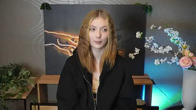 Snapshot of EstaGoetsch chatting on October 21, 2025, 8:25 am EstaGoetsch online show from October 21, 2025, 8:25 am