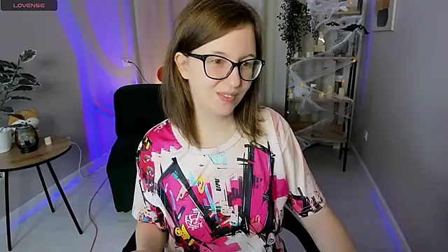 Snapshot of arizzzona chatting on November 2, 2025, 6:18 am arizzzona online show from November 2, 2025, 6:18 am