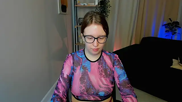 Snapshot of arizzzona chatting on October 17, 2025, 5:33 am arizzzona online show from October 17, 2025, 5:33 am