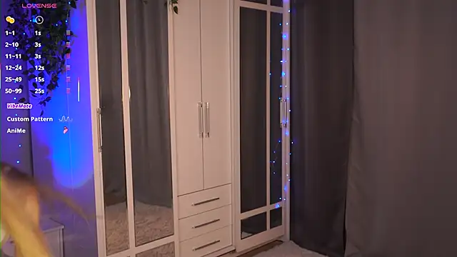 Snapshot of CelestaDicorcia chatting on October 14, 2025, 7:47 pm CelestaDicorcia online show from October 14, 2025, 7:47 pm