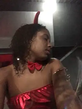 Lorennapires online show from February 19, 2026, 3:25 am