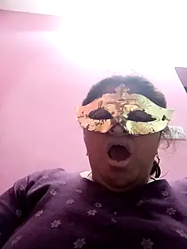 Snapshot of supcpl chatting on February 3, 2026, 5:40 pm supcpl online show from February 3, 2026, 5:40 pm