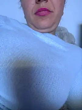 Snapshot of Daiana_Andra chatting on November 7, 2025, 9:52 pm Daiana Andra online show from November 7, 2025, 9:52 pm