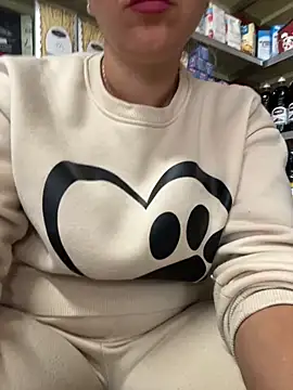 Snapshot of Daiana_Andra chatting on October 11, 2025, 8:37 am Daiana Andra online show from October 11, 2025, 8:37 am