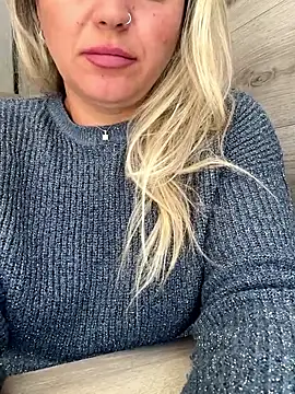 Snapshot of Daiana_Andra chatting on October 6, 2025, 10:05 am Daiana Andra online show from October 6, 2025, 10:05 am