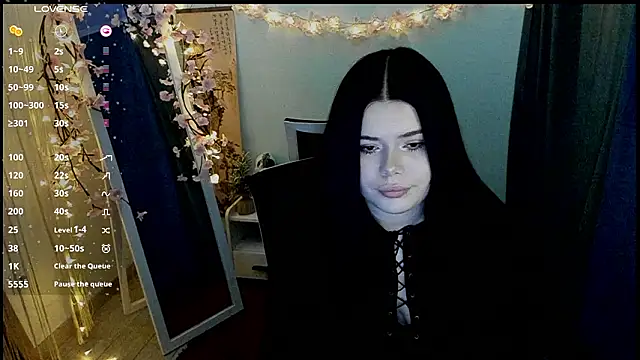 Mona Esty online show from March 6, 2026, 7:36 am