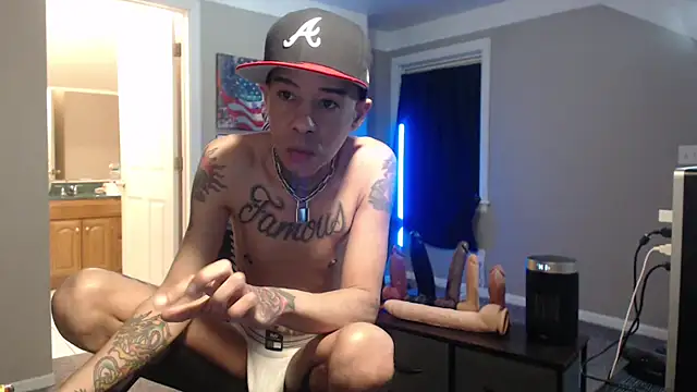 Snapshot of Michigan9000 chatting on February 6, 2026, 12:01 pm Michigan9000 online show from February 6, 2026, 12:01 pm