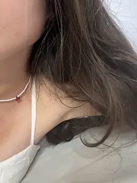 Snapshot of KatherinPol chatting on February 6, 2026, 6:20 am KatherinPol online show from February 6, 2026, 6:20 am