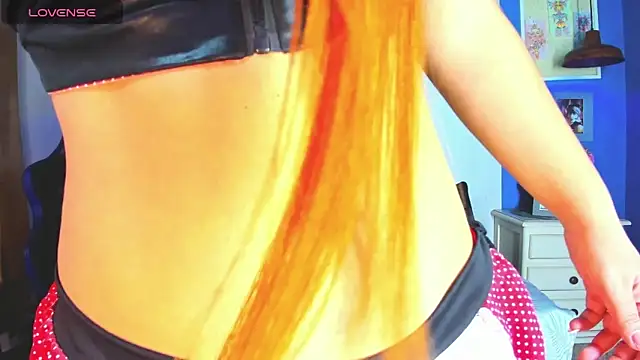 CameronRey  online show from December 4, 2025, 9:47 pm