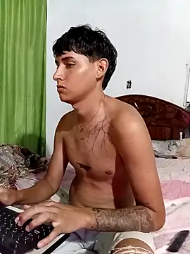 Luisneljc online show from February 28, 2026, 5:34 pm