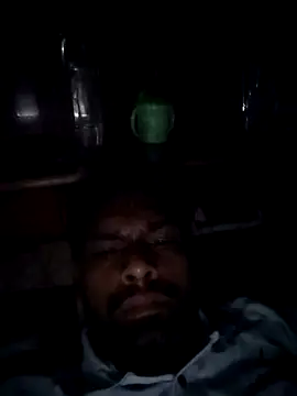 Six-shot online show from October 2, 2025, 9:18 pm