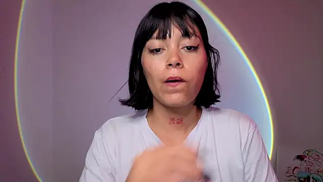 Qadeshoficial online show from November 12, 2025, 9:07 pm