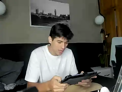 lord david77 online show from February 6, 2026, 1:40 pm