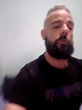 kikecastella online show from October 4, 2025, 2:13 am