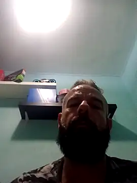 kikecastella online show from October 5, 2025, 11:39 pm