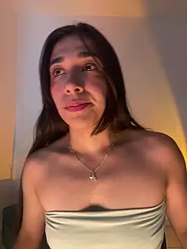 SabrinaEvanss  online show from June 29, 2026, 4:17 pm