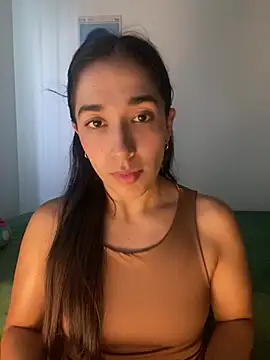 Snapshot of SabrinaEvanss_ chatting on March 17, 2026, 8:45 pm SabrinaEvanss online show from March 17, 2026, 8:45 pm