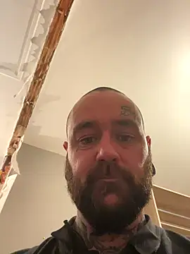 ju8870 online show from December 17, 2025, 5:29 pm