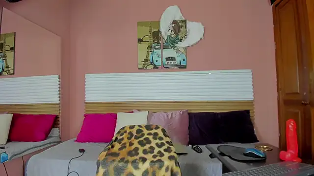 Snapshot of Tiffannydoll99 chatting on November 15, 2025, 5:17 pm Tiffannydoll99 online show from November 15, 2025, 5:17 pm