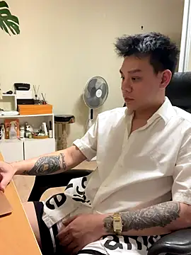 latava online show from November 7, 2025, 4:55 pm