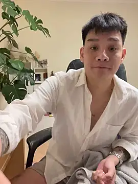 latava online show from October 24, 2025, 3:33 pm