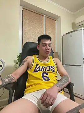 latava online show from January 6, 2026, 7:18 pm