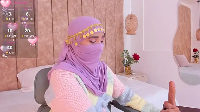  alishaa c online show from October 28, 2025, 10:41 pm