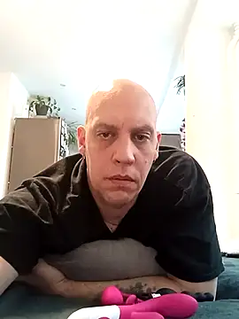 Kobradera1984 online show from February 2, 2026, 8:35 am