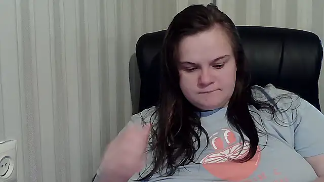 HarmonyKarera online show from November 4, 2025, 9:02 am