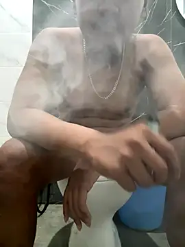 latexidn online show from November 11, 2025, 3:18 pm