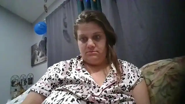 october1992xx online show from October 26, 2025, 11:38 pm