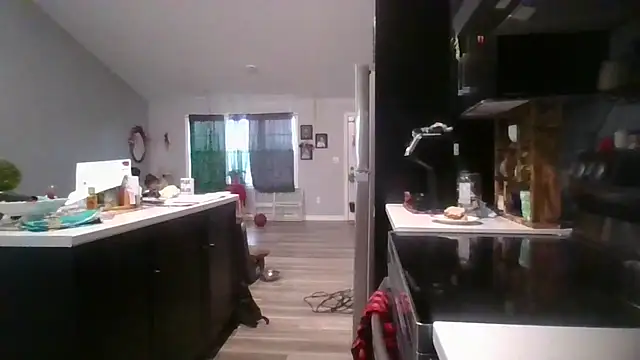 october1992xx online show from November 13, 2025, 7:51 pm