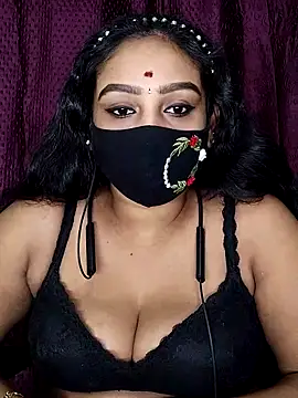 Snapshot of tamil_Monisha chatting on May 5, 2026, 7:28 pm tamil Monisha online show from May 5, 2026, 7:28 pm