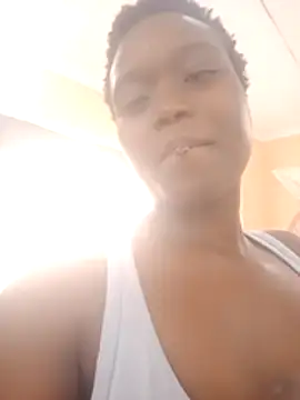 DarkLaddy online show from November 18, 2025, 3:48 pm