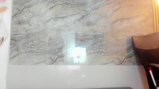 COMPTON 01 online show from October 21, 2025, 4:01 am